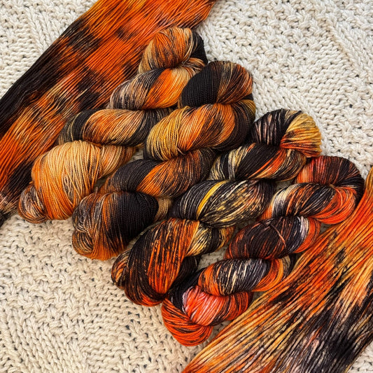 Love Me Like - Hand Dyed 2-Ply Hellcat Fingering Weight 80/20 Merino Nylon Yarn, 400 Yards (365 Meters)