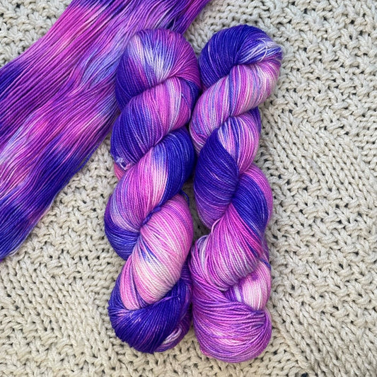 Pretty Savage - Hand Dyed Hellcat Fingering Weight 80/20 Merino Nylon Yarn, 400 Yards (365 Meters)