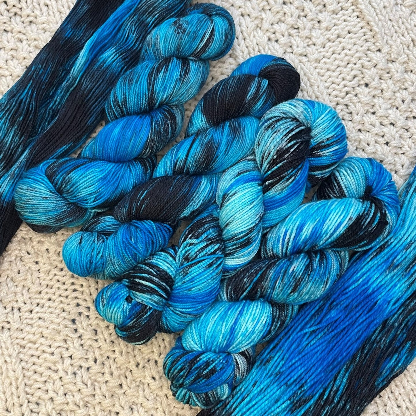 Thunderous - Hand Dyed Hi-Touch Exxtra 100% Merino Yarn, 246 Yards (225 Meters)