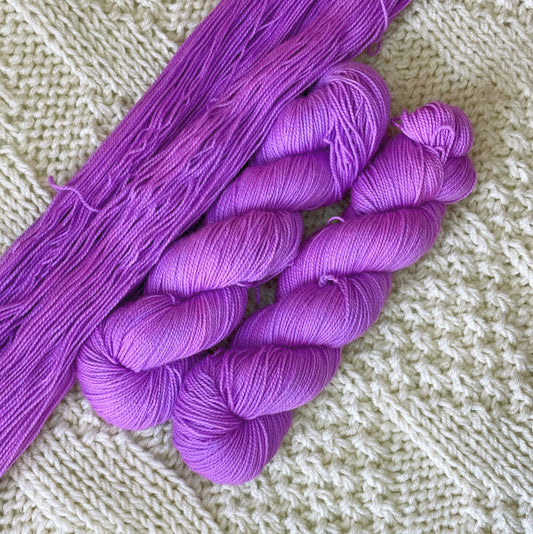 Biaswrecker - Hand Dyed Hellcat Fingering Weight 80/20 Merino Nylon Yarn, 400 Yards (365 Meters)